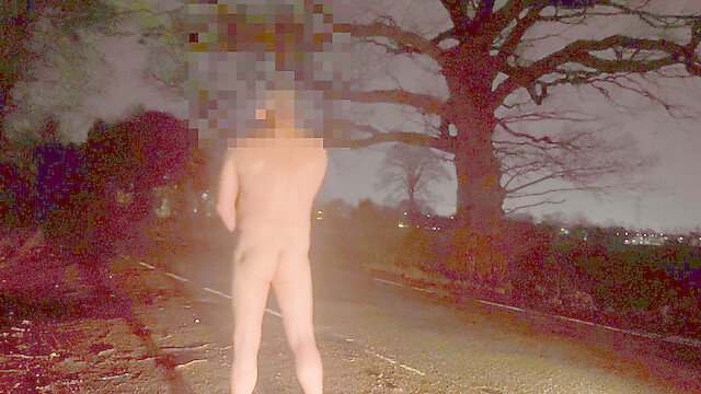 Nudenudeoutside