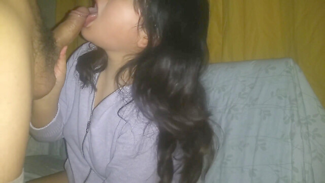 Oriane_Suck_Roses