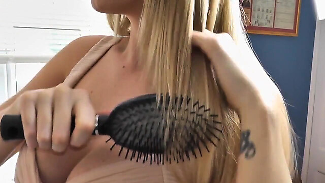 DanielleMaye