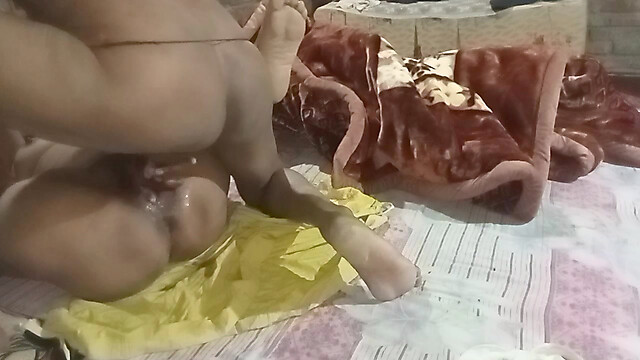 Villagehotbhabhi1984