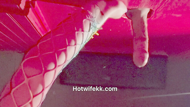 Hotwifekk