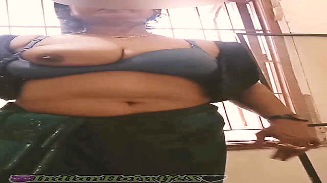 IndianHotwifeXRide