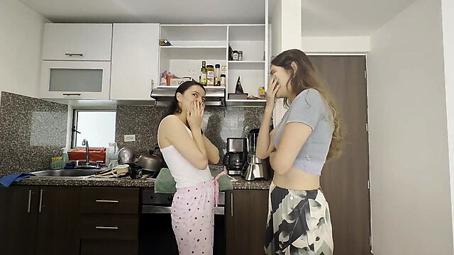 scarlettandchanel