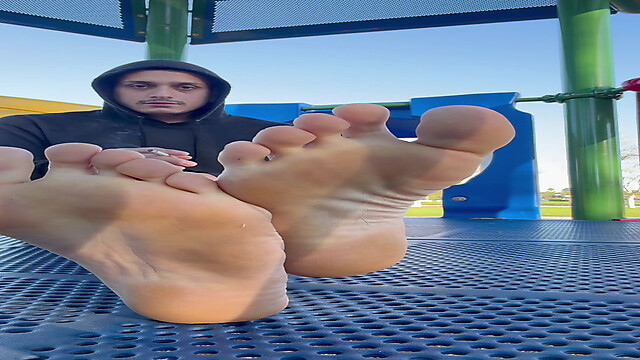 Footfuy11