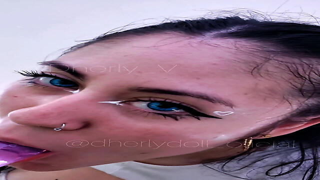 DherlyDoll