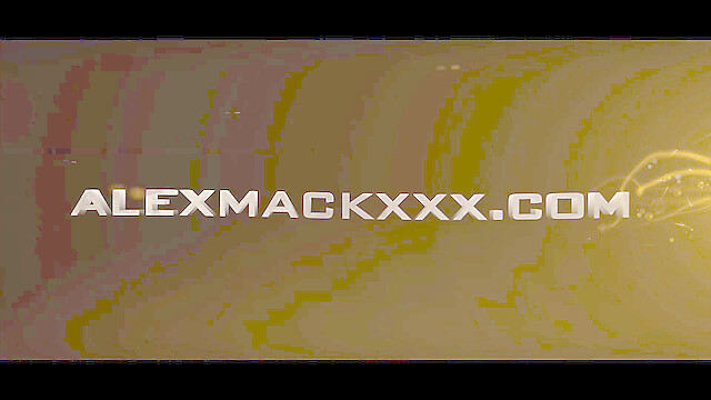 Alex_Mack