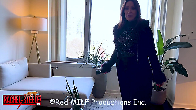 RedMILFRachelSteele