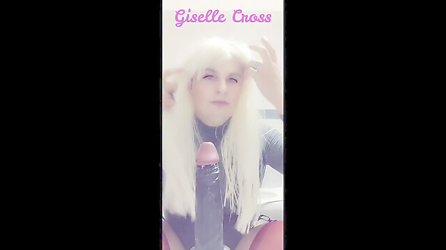 Giselle_Cross