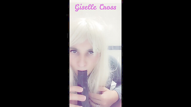 Giselle_Cross