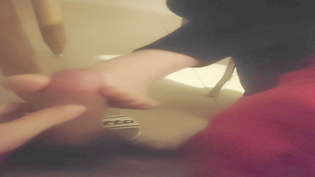 FuckedFeet_by_Shadow