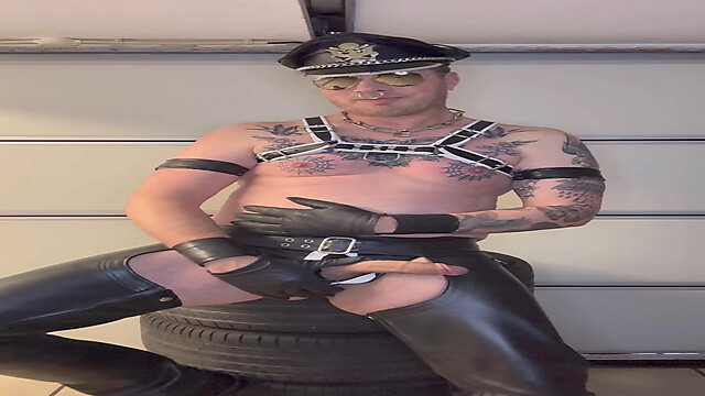 Leatherstudxxx