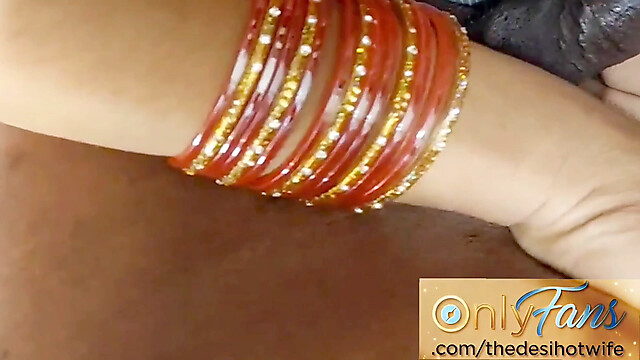 TheDesiHotwifes