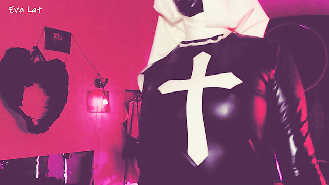 Eva_Latexxx