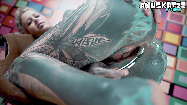 Anuskatzz