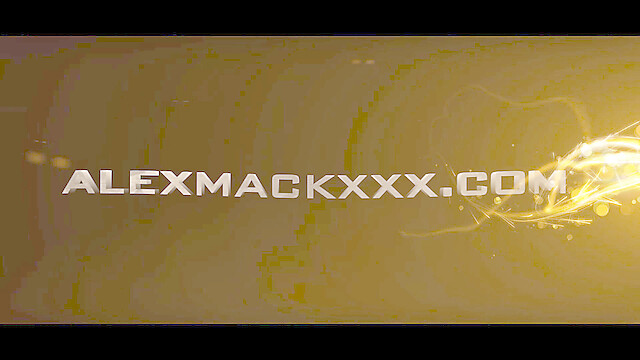 Alex_Mack