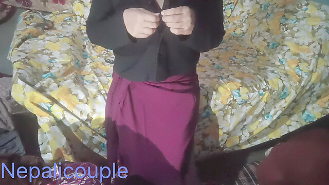 Nepalisexycouple