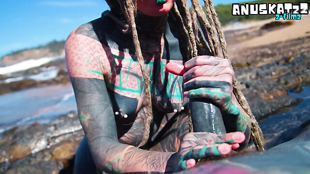 Anuskatzz