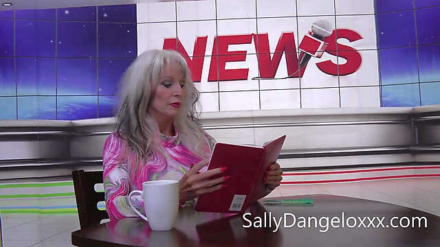 sallydangeloxxx