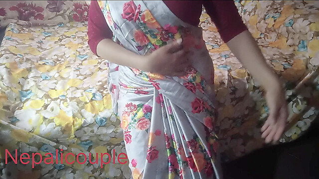 Nepalisexycouple