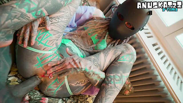 Anuskatzz