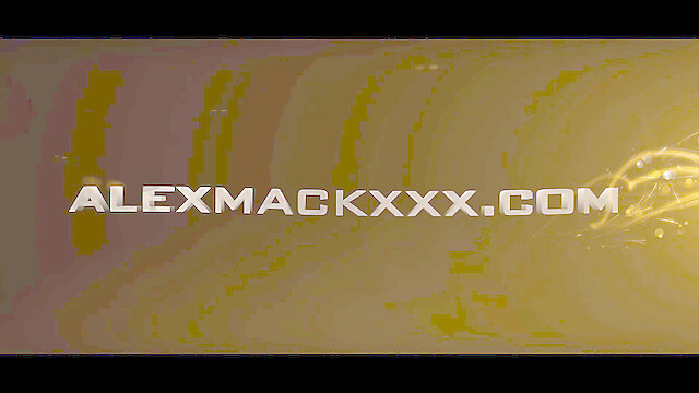 Alex_Mack