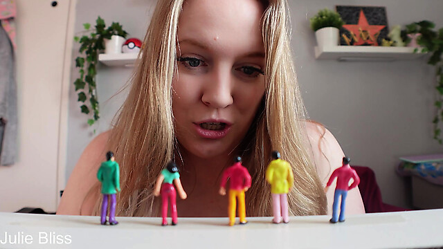 Julie_Bliss