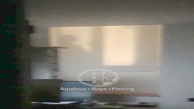 AmateurBoysPissing