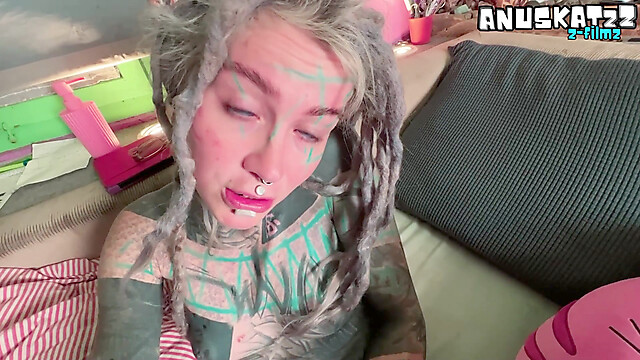 Anuskatzz