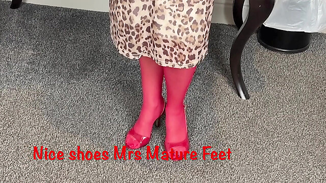 LovelyMatureFeet