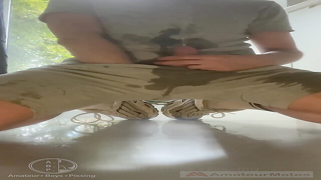 AmateurBoysPissing
