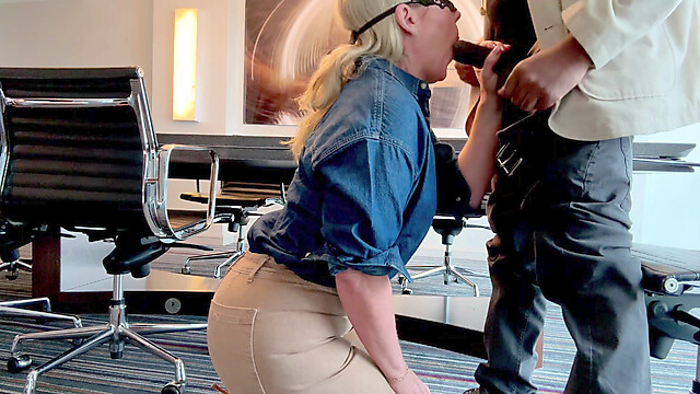 FlightAttendantFiona