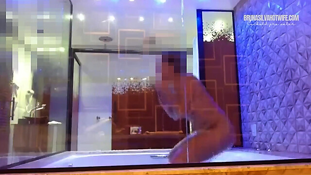 BrunaSilvaHotwife