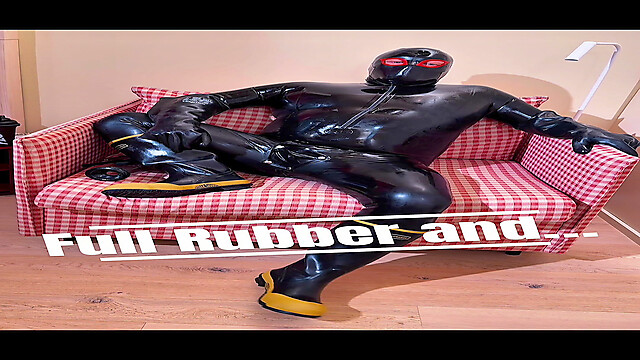 RubberBootsBull