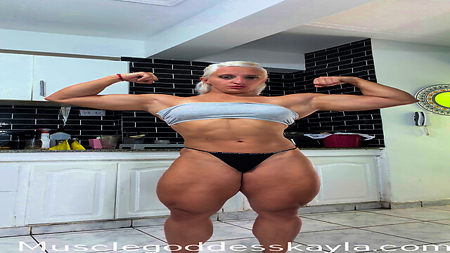 Musclegoddesskayla