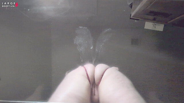 largebootylexi